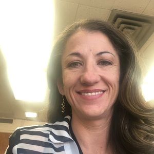 Meet your Posher, Elizabeth